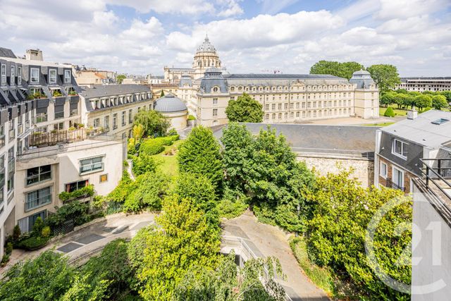  - PARIS - 