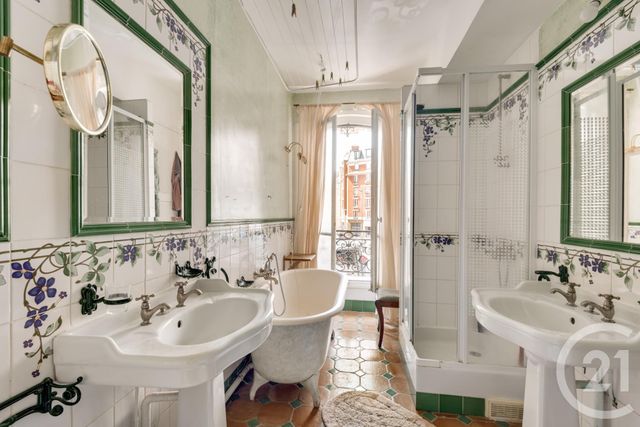 Appartement F5 à vendre - 5 pièces - 126,08 m2 - Paris - 75005 - ILE-DE-FRANCE