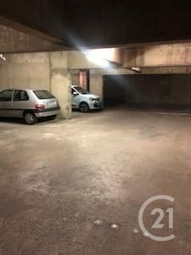 Afficher la photo en grand Parking à vendre - 10,80 m2 - Paris - 75005 - ILE-DE-FRANCE