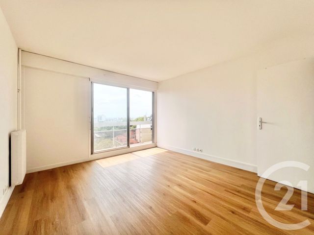 Afficher la photo en grand Appartement F2 à vendre - 2 pièces - 45,60 m2 - Paris - 75020 - ILE-DE-FRANCE