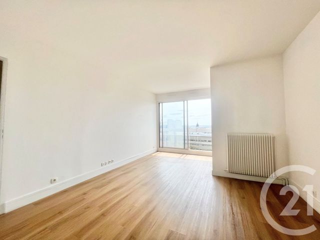 Afficher la photo en grand Appartement F2 à vendre - 2 pièces - 45,60 m2 - Paris - 75020 - ILE-DE-FRANCE