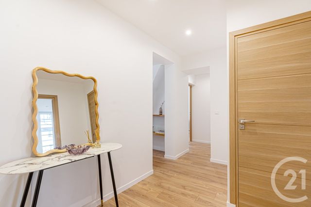 Afficher la photo en grand Appartement à vendre - 4 pièces - 109,71 m2 - Paris - 75003 - ILE-DE-FRANCE