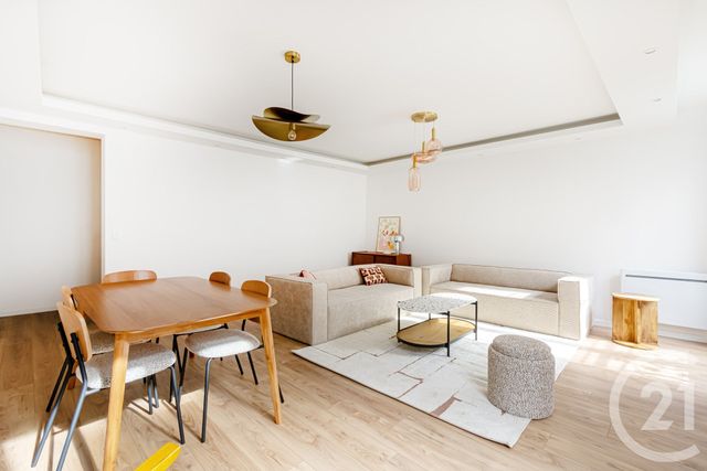 Afficher la photo en grand Appartement à vendre - 4 pièces - 109,71 m2 - Paris - 75003 - ILE-DE-FRANCE