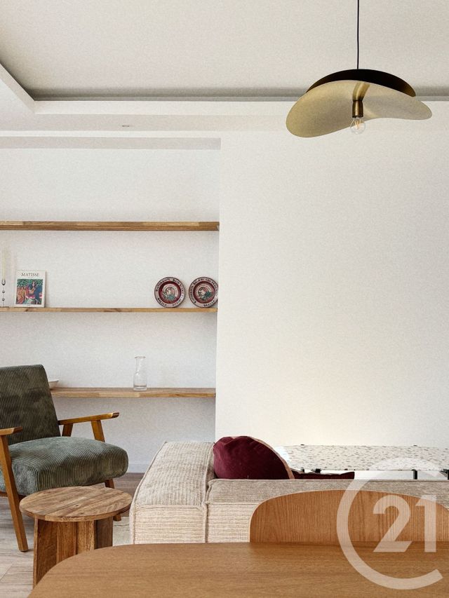 Afficher la photo en grand Appartement à vendre - 4 pièces - 109,71 m2 - Paris - 75003 - ILE-DE-FRANCE