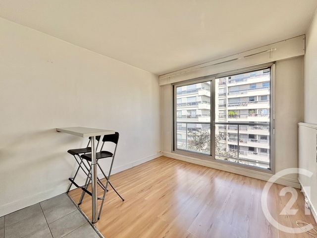 Appartement F1 à vendre PARIS