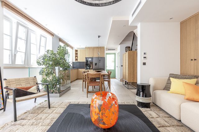 Afficher la photo en grand Maison à vendre - 5 pièces - 120 m2 - Paris - 75005 - ILE-DE-FRANCE