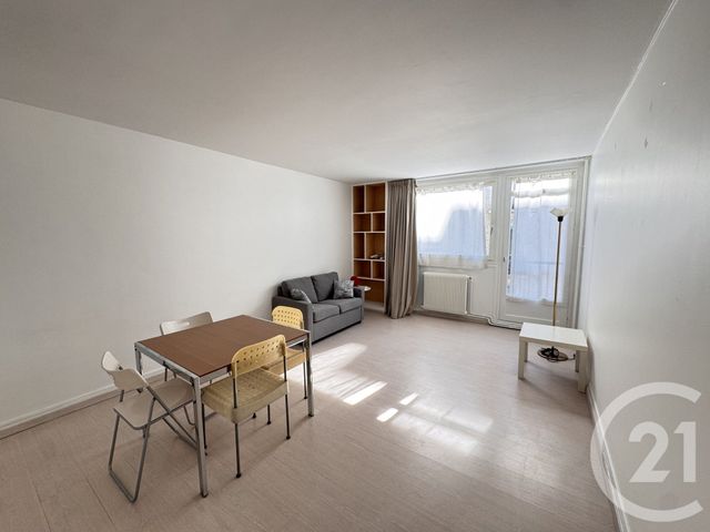 Appartement F1 à louer PARIS