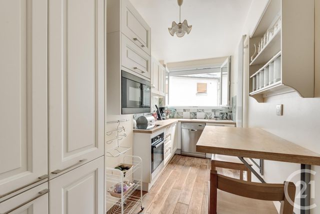 Appartement F3 à louer PARIS