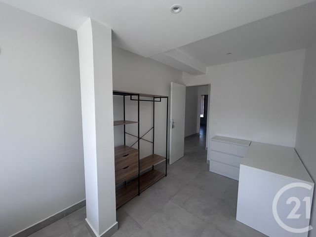 Appartement F1 &agrave; louer - 1 pi&egrave;ce - 13 m2 - Ivry Sur Seine - 94 - ILE-DE-FRANCE